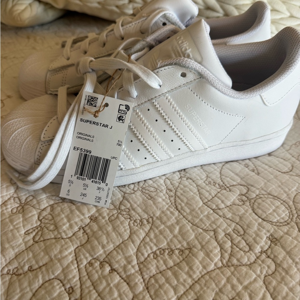 Adidas All-White Leather Super stars